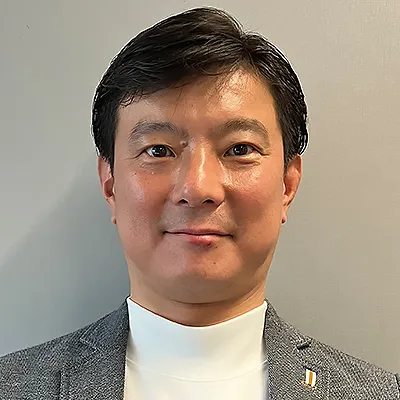 鳴尾 仁秀