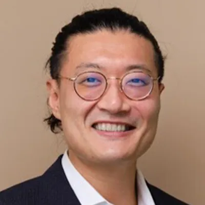 董 瀛